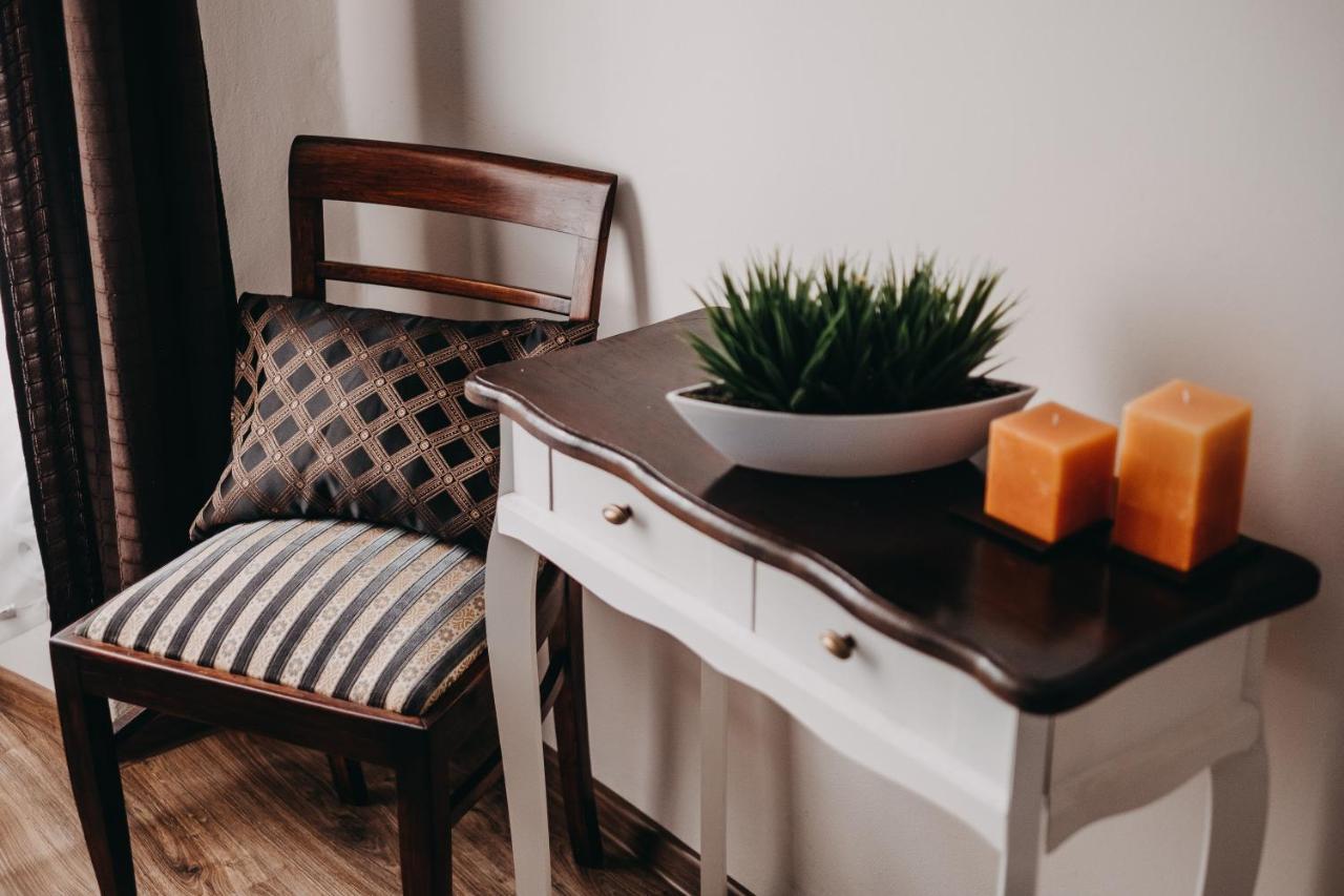 Apartament Slowackiego 22 Przemyśl Esterno foto